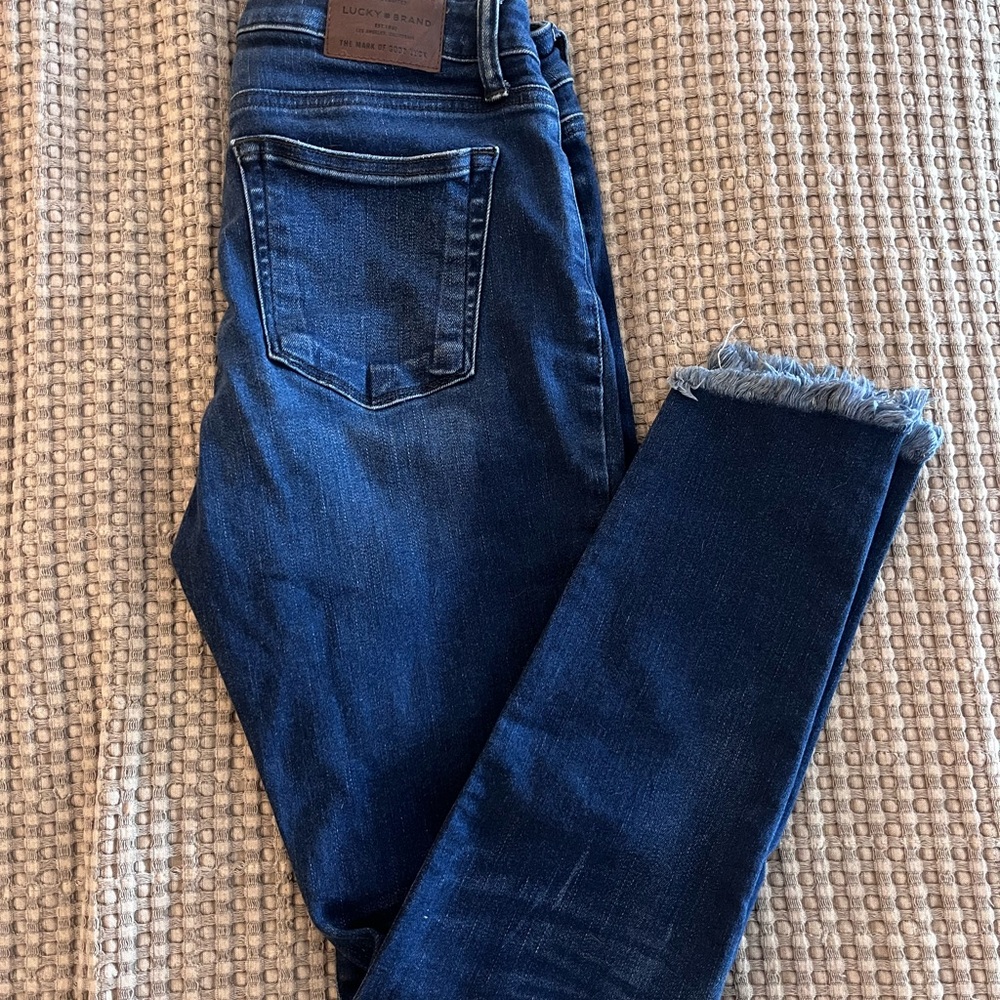 Lucky Brand Women's Dark Blue Skinny Jeans